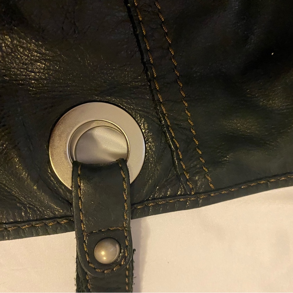 Fossil Medium Solid Black Leather Shoulder Purse - image 8